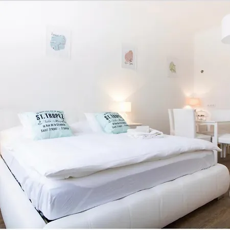 Romantic Petra - Free Parking Friday-sunday Appartement Praag